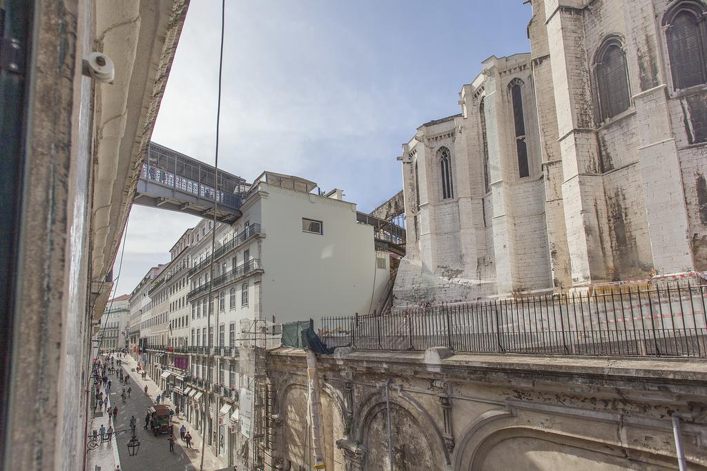 5 Sins Chiado Hostel Lisbon Exterior photo